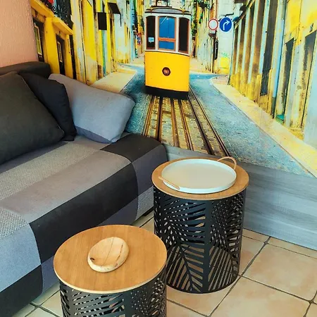 And Garden Blue Eden, Plages De Saint-raphael Cote D Azur *